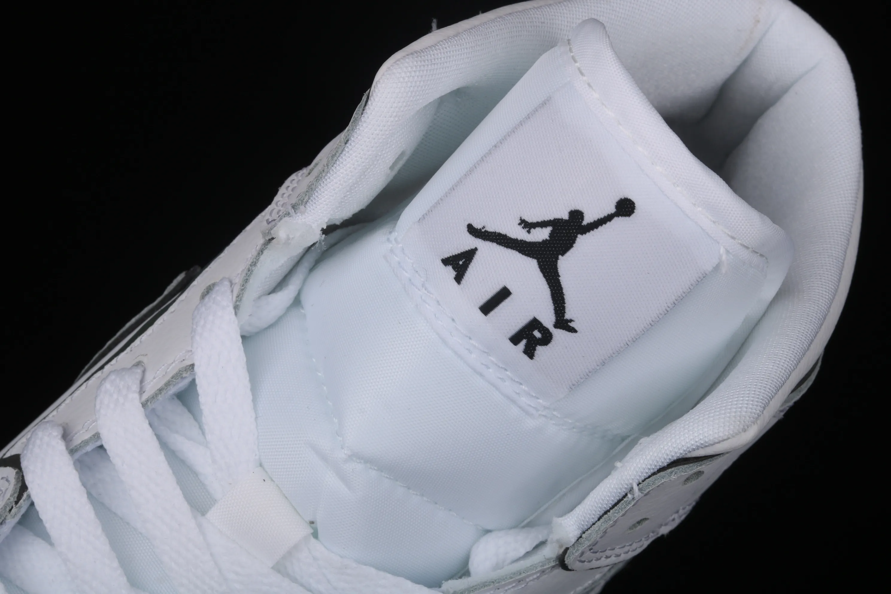 All categories Air Jordan Jordan series basketball shoes Air Jordan 1 Mid Air Jordan 1 Ret Hi Prem AJ1 Joe 1 cool laser stripes basketball shoes CK6587-100